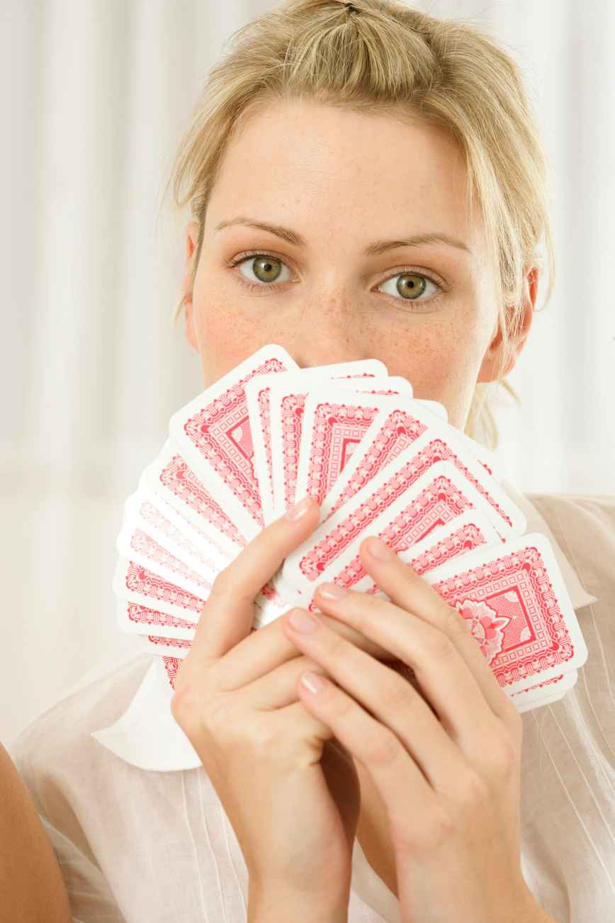 Guía Completa: Cómo Jugar a las Tragamonedas en Dendera Casino y Maximizar tus Oportunidades